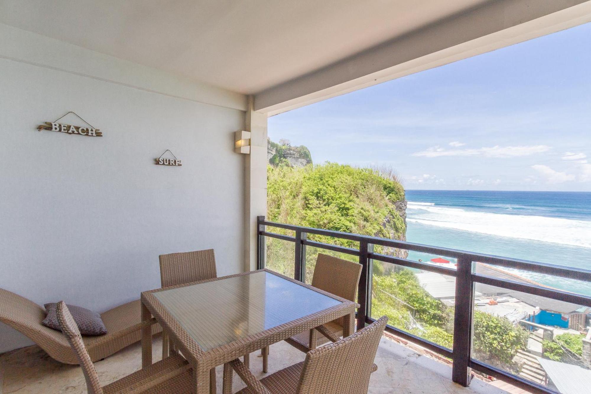 Cliff - 2 Br